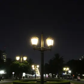 iluminação na praça